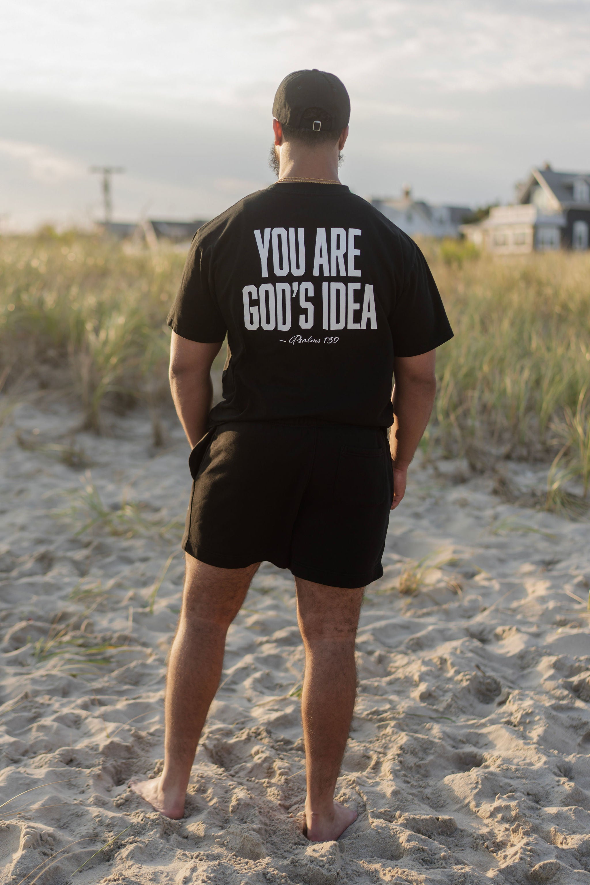 T-shirt surdimensionné « Idée de Dieu » (noir et blanc)