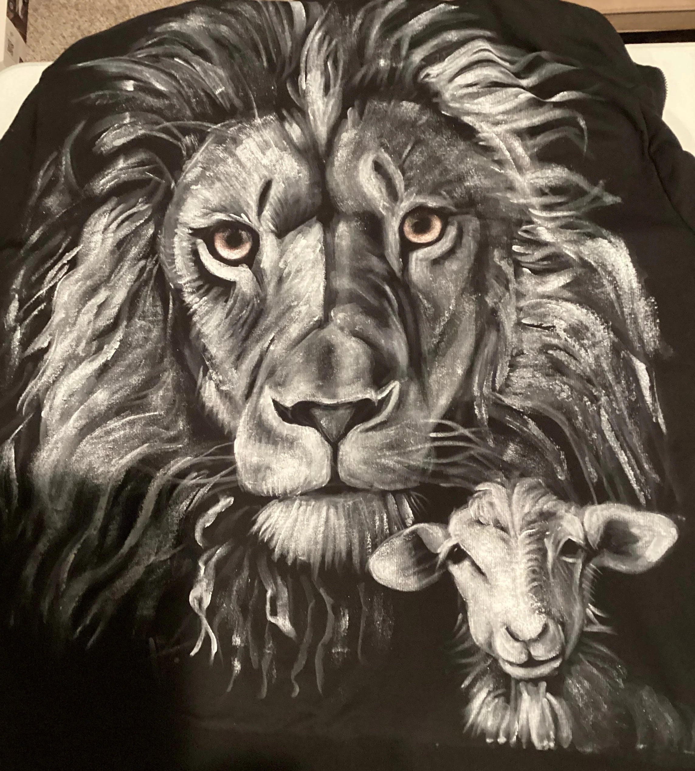 Sweat à capuche original et unique en son genre par l'artiste Heather Strazza